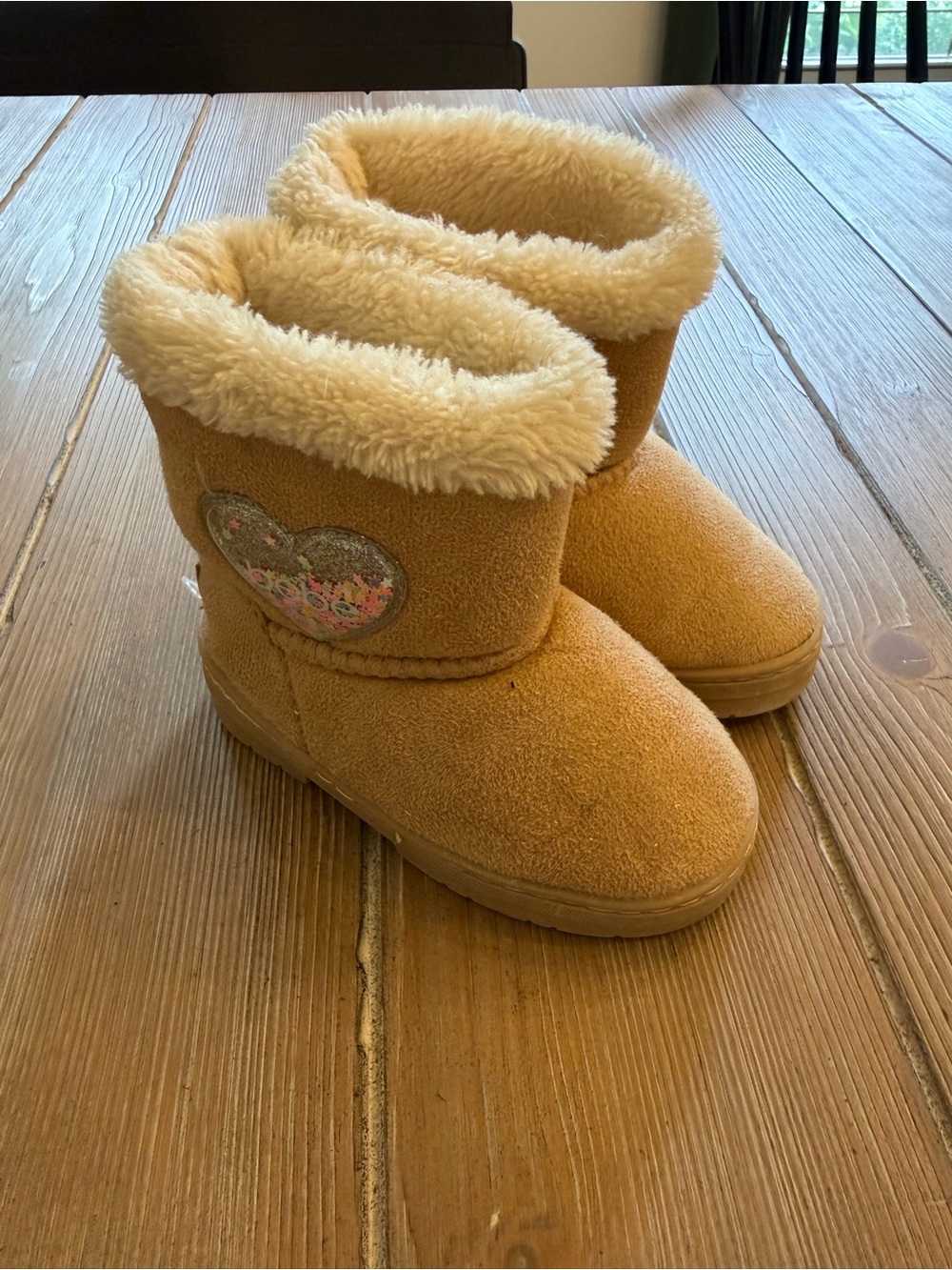bebe Girls Tan Faux Fur-Lined Heart Patch Boots